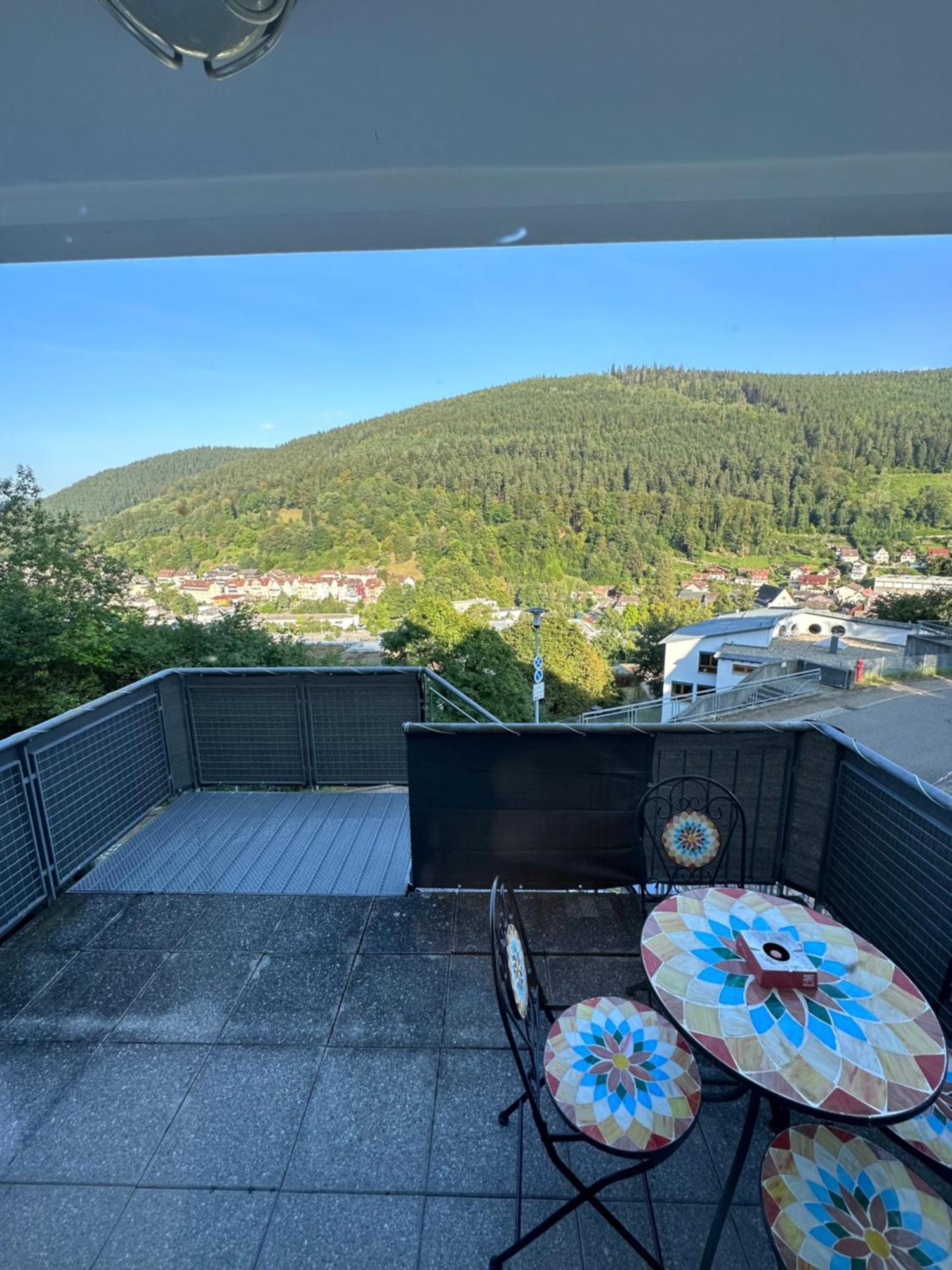 Schwarzwald Maedl Apartamento Bad Wildbad Exterior foto